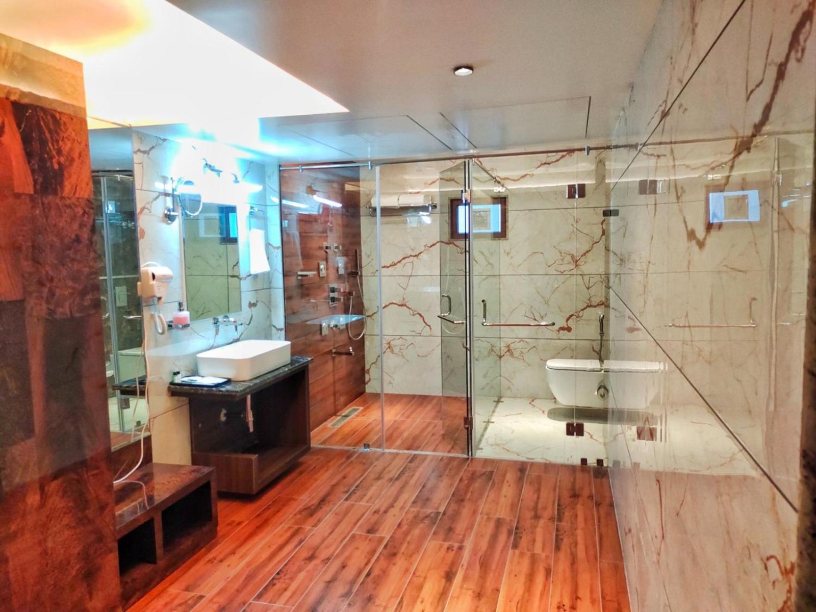 Katihār Hotel Suncity Palace מראה חיצוני תמונה